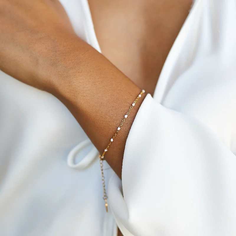 Tiny pearl bangles-White Beaded Bracelet