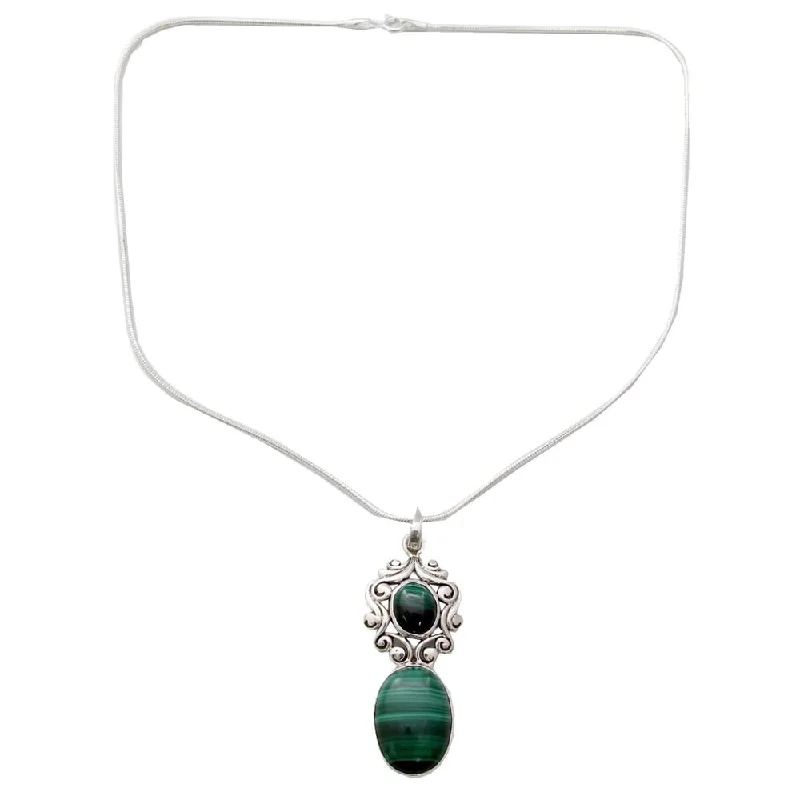 Light filigree necklaces-Handmade Queen of the Forest Antique Green Malachite 925 Pendant Necklace (India)