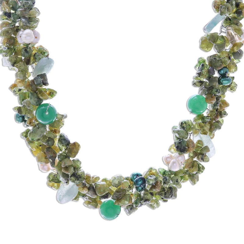 Worn style necklaces-Handmade Multi-gemstone Pearl 'Lime Sensation' Necklace (3-4 mm) (Thailand)