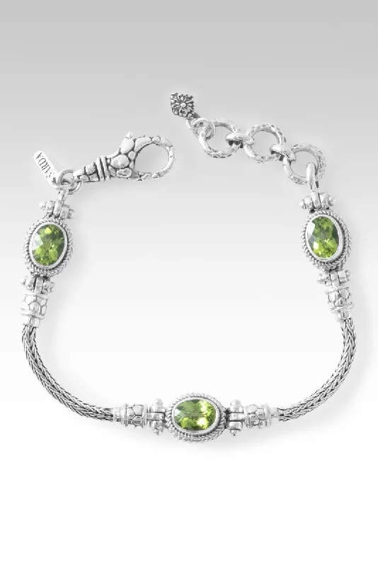 Secure clasp bangles-Everlasting Joy Bracelet™ in Peridot