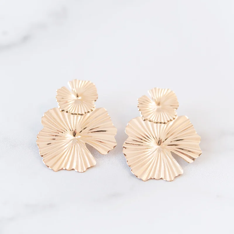 Tiny heart earrings-Classic Gold Art Deco Earrings