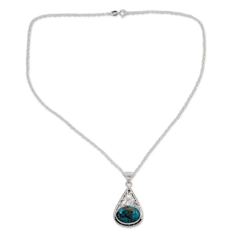 Mesh choker necklaces-Handmade Sterling Silver 'Divine Sky' Turquoise Necklace (India) - Clear/Silver