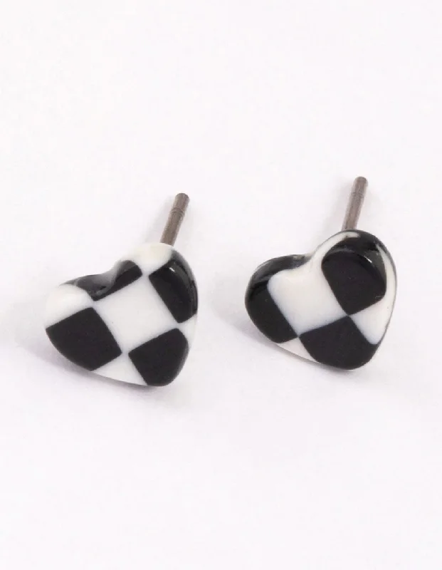 Silk cord earrings-White & Black Check Heart Stud Earrings